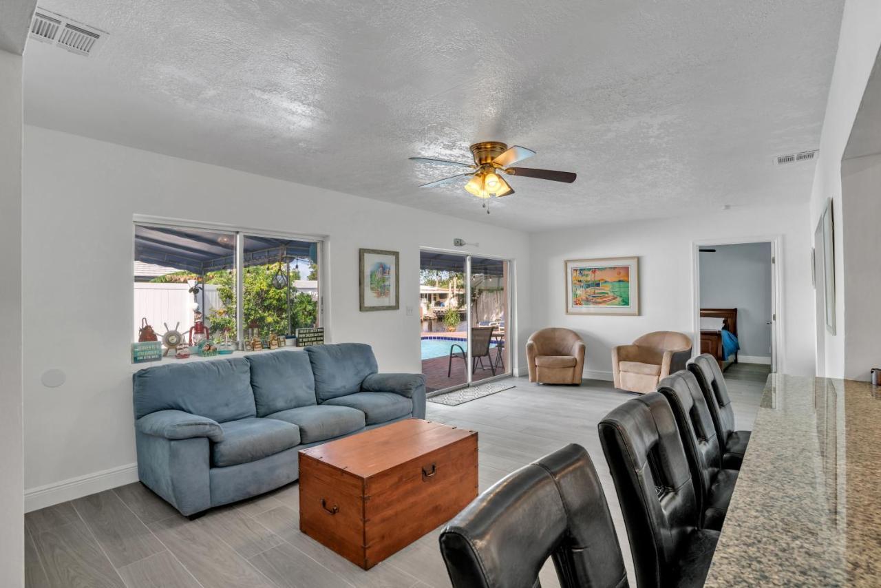 4 Bd Near Beach Spacious Solar Heated Pool Waterfront Home Помпано Бийч Екстериор снимка