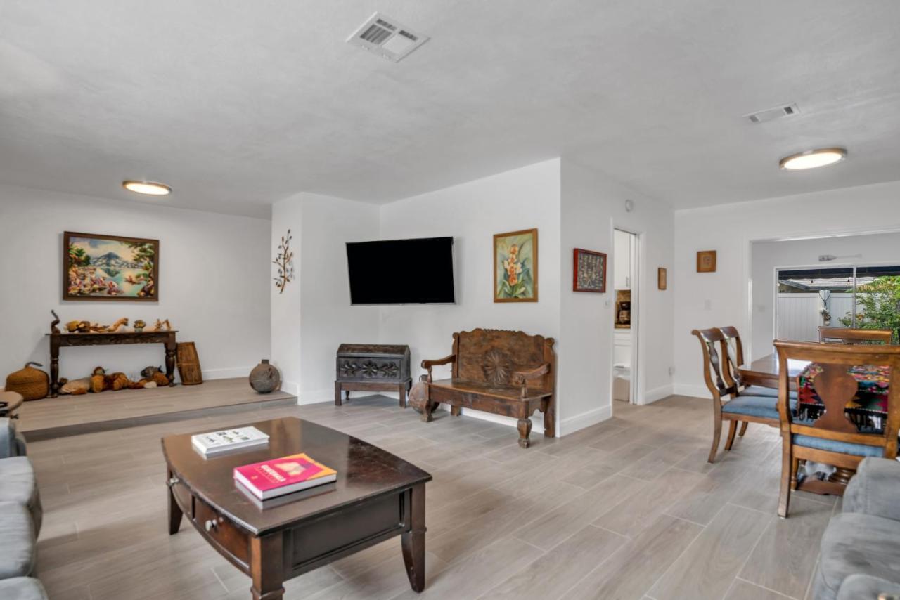 4 Bd Near Beach Spacious Solar Heated Pool Waterfront Home Помпано Бийч Екстериор снимка