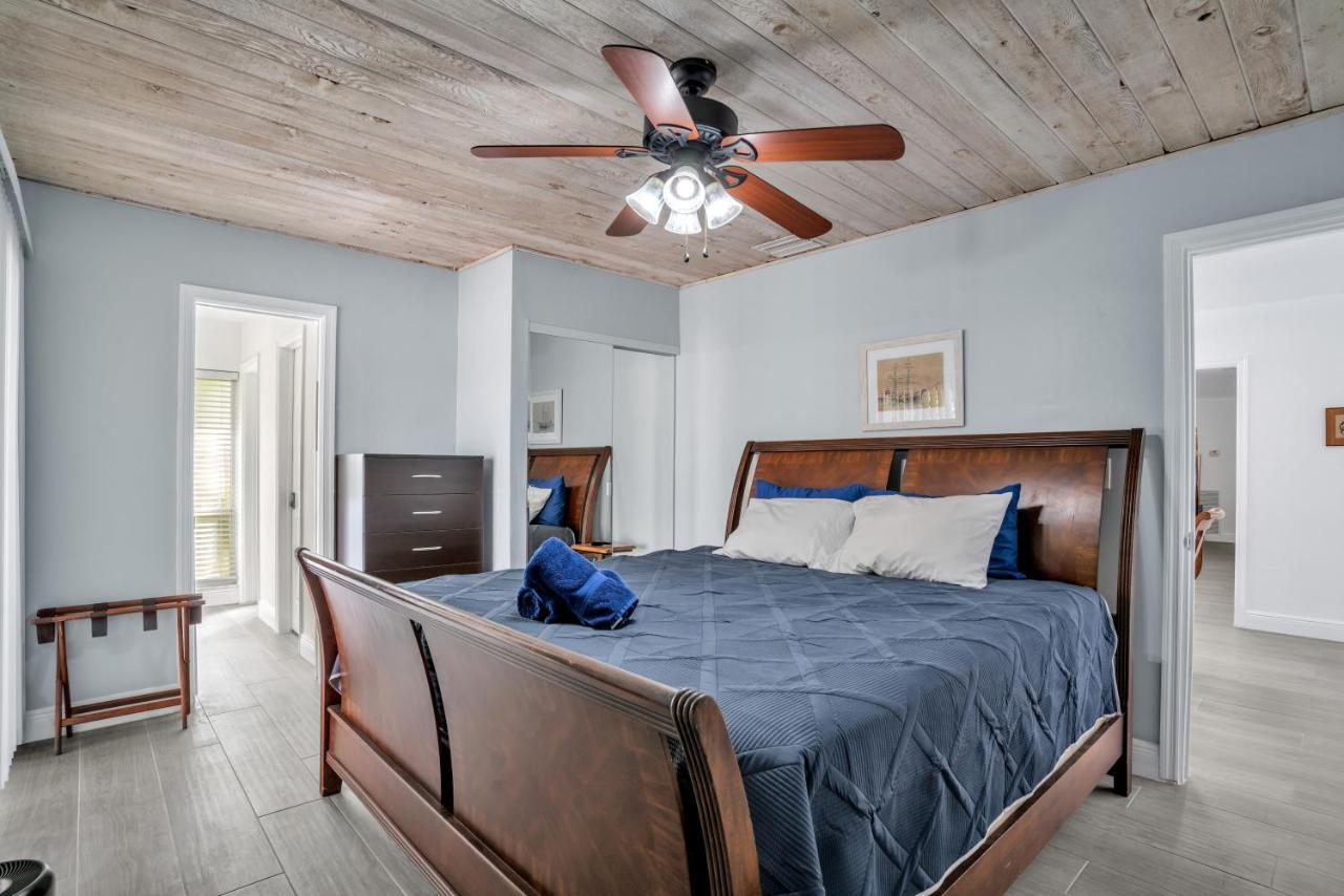 4 Bd Near Beach Spacious Solar Heated Pool Waterfront Home Помпано Бийч Екстериор снимка
